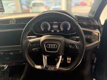 Audi Q3 1.5 TFSI CoD 35 S line SUV 5dr Petrol S Tronic Euro 6 (s/s) (150 ps) 