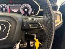 Audi Q3 1.5 TFSI CoD 35 S line SUV 5dr Petrol S Tronic Euro 6 (s/s) (150 ps) 