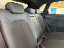 Audi Q3 1.5 TFSI CoD 35 S line SUV 5dr Petrol S Tronic Euro 6 (s/s) (150 ps) 