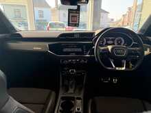 Audi Q3 1.5 TFSI CoD 35 S line SUV 5dr Petrol S Tronic Euro 6 (s/s) (150 ps) 