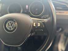 Volkswagen Tiguan 2.0 TDI SE Navigation SUV 5dr Diesel Manual Euro 6 (s/s) (150 ps) 