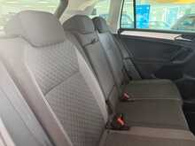 Volkswagen Tiguan 2.0 TDI SE Navigation SUV 5dr Diesel Manual Euro 6 (s/s) (150 ps) 