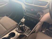 Hyundai TUCSON 1.6 GDi Blue Drive SE Nav SUV 5dr Petrol Manual Euro 6 (s/s) (132 ps) 