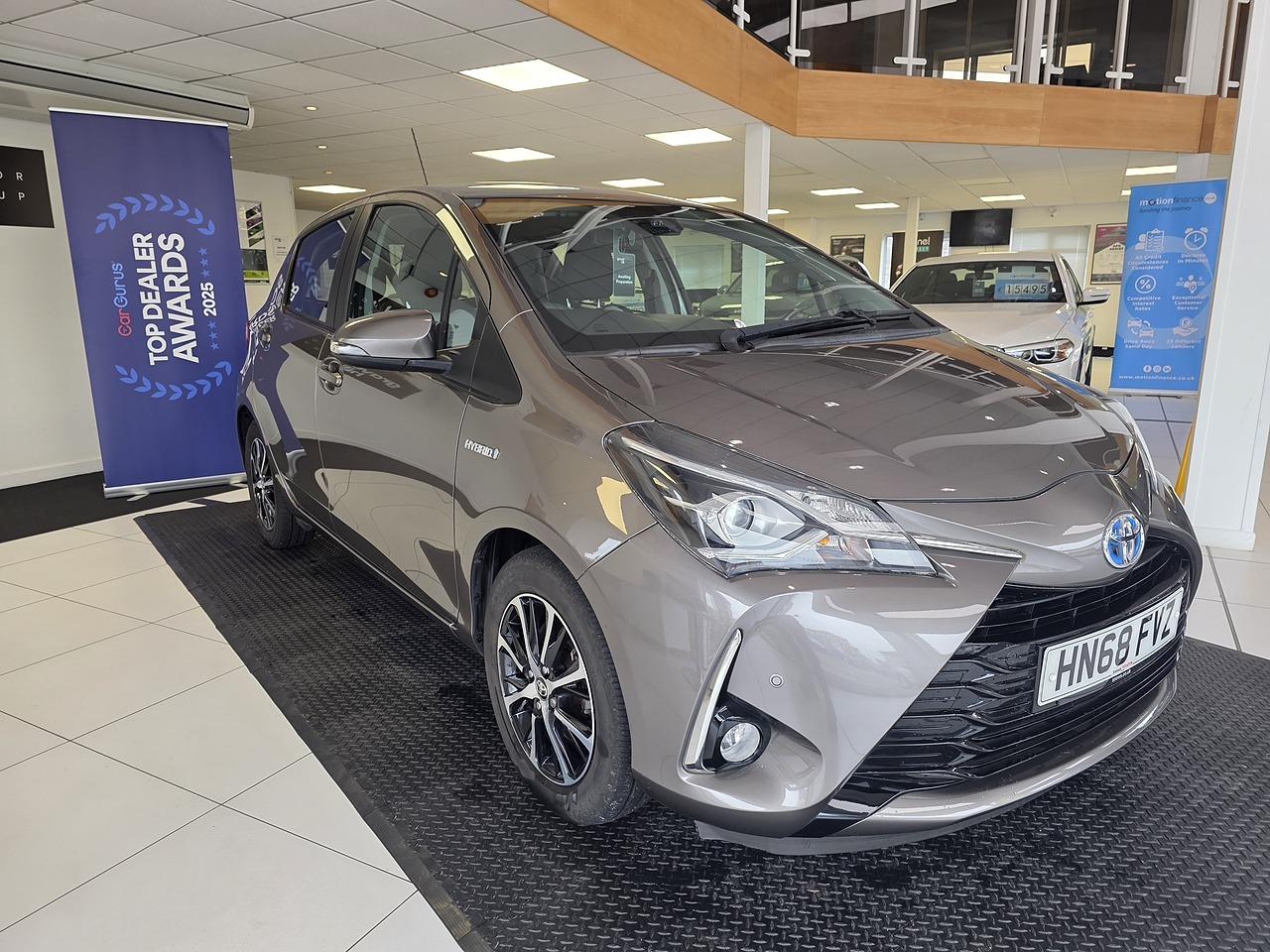 Toyota 1.5 VVT-h Icon Tech Hatchback 5dr Petrol Hybrid E-CVT Euro 6 (s/s) (100 ps)