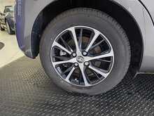 Toyota Yaris 1.5 VVT-h Icon Tech Hatchback 5dr Petrol Hybrid E-CVT Euro 6 (s/s) (100 ps) 