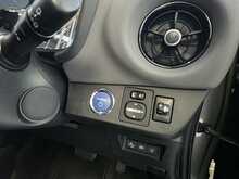 Toyota Yaris 1.5 VVT-h Icon Tech Hatchback 5dr Petrol Hybrid E-CVT Euro 6 (s/s) (100 ps) 