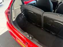 Peugeot 108 1.0 VTi Active Hatchback 5dr Petrol Manual Euro 5 Euro 5 (68 ps) 