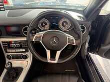 Mercedes-Benz SLK 1.8 SLK200 AMG Sport Convertible 2dr Petrol Manual Euro 5 (s/s) (184 ps) 