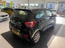 Hyundai i10 1.2 Premium Hatchback 5dr Petrol Auto Euro 6 (87 ps) 