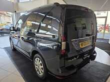 Ford Tourneo Connect 2.0 EcoBlue Titanium MPV 5dr Diesel DCT Euro 6 (s/s) (122 ps) 