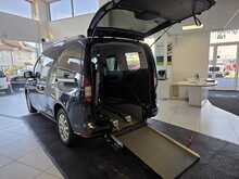 Ford Tourneo Connect 2.0 EcoBlue Titanium MPV 5dr Diesel DCT Euro 6 (s/s) (122 ps) 