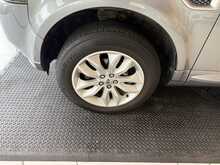 Land Rover Freelander 2 SD4 HSE SUV 2.2 Automatic Diesel 
