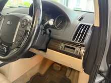 Land Rover Freelander 2 SD4 HSE SUV 2.2 Automatic Diesel 