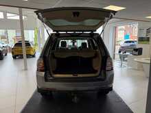 Land Rover Freelander 2 SD4 HSE SUV 2.2 Automatic Diesel 