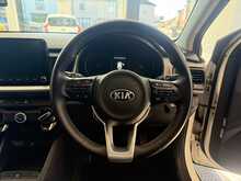 Kia Stonic 1.0 T-GDi 2 SUV 5dr Petrol Manual Euro 6 (s/s) (99 bhp) 