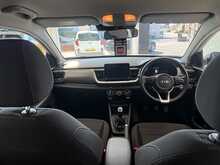 Kia Stonic 1.0 T-GDi 2 SUV 5dr Petrol Manual Euro 6 (s/s) (99 bhp) 
