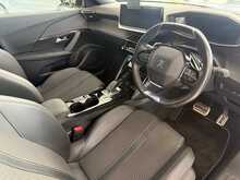 Peugeot 2008 1.2 PureTech GT SUV 5dr Petrol EAT Euro 6 (s/s) (130 ps) 