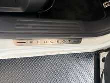 Peugeot 2008 1.2 PureTech GT SUV 5dr Petrol EAT Euro 6 (s/s) (130 ps) 