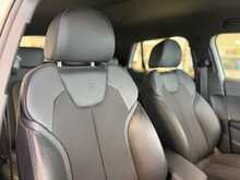 Audi Q2 1.0 TFSI 30 S line SUV 5dr Petrol Manual Euro 6 (s/s) (116 ps) 