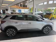 Vauxhall Grandland X 1.2 Turbo Elite Nav SUV 5dr Petrol Auto 8Spd Euro 6 (s/s) (130 ps) 