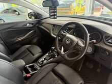 Vauxhall Grandland X 1.2 Turbo Elite Nav SUV 5dr Petrol Auto 8Spd Euro 6 (s/s) (130 ps) 