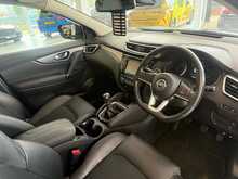 Nissan Qashqai 1.3 DIG-T Tekna SUV 5dr Petrol Manual Euro 6 (s/s) (140 ps) 