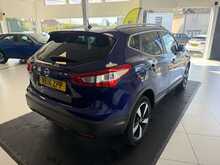 Nissan Qashqai 1.6 dCi N-Connecta SUV 5dr Diesel XTRON 2WD Euro 6 (s/s) (130 ps) 