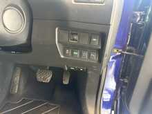 Nissan Qashqai 1.6 dCi N-Connecta SUV 5dr Diesel XTRON 2WD Euro 6 (s/s) (130 ps) 