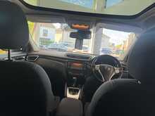 Nissan Qashqai 1.6 dCi N-Connecta SUV 5dr Diesel XTRON 2WD Euro 6 (s/s) (130 ps) 