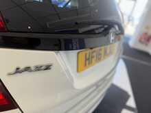 Honda Jazz 1.3 i-VTEC EX Navi Hatchback 5dr Petrol CVT Euro 6 (s/s) (102 ps) 