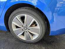 Hyundai IONIQ 1.6 h-GDi Premium SE Hatchback 5dr Petrol Hybrid DCT Euro 6 (s/s) (141 ps) 