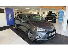 Toyota Yaris 1.5 VVT-h Y20 Bi-tone Hatchback 5dr Petrol Hybrid E-CVT Euro 6 (s/s) (100 ps) 