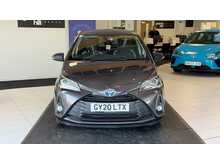 Toyota Yaris 1.5 VVT-h Y20 Bi-tone Hatchback 5dr Petrol Hybrid E-CVT Euro 6 (s/s) (100 ps) 