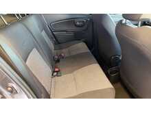 Toyota Yaris 1.5 VVT-h Y20 Bi-tone Hatchback 5dr Petrol Hybrid E-CVT Euro 6 (s/s) (100 ps) 