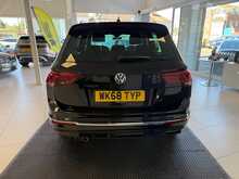Volkswagen Tiguan TDI R-Line SUV 2.0 Automatic Diesel 