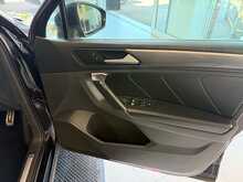 Volkswagen Tiguan TDI R-Line SUV 2.0 Automatic Diesel 