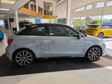 Audi A1 1.0 TFSI S line Hatchback 3dr Petrol Manual Euro 6 (s/s) (Nav) (95 ps) 