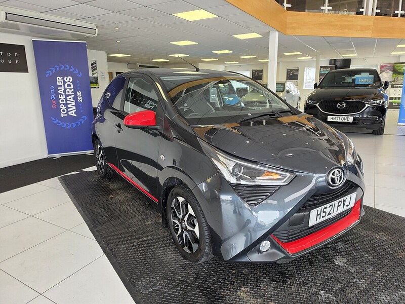 1.0 VVT-i x-trend Hatchback 5dr Petrol Manual Euro 6 (s/s) (71 ps)