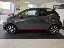 Toyota AYGO 1.0 VVT-i x-trend Hatchback 5dr Petrol Manual Euro 6 (s/s) (71 ps) 