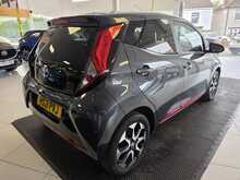 Toyota AYGO 1.0 VVT-i x-trend Hatchback 5dr Petrol Manual Euro 6 (s/s) (71 ps) 