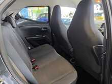 Toyota AYGO 1.0 VVT-i x-trend Hatchback 5dr Petrol Manual Euro 6 (s/s) (71 ps) 