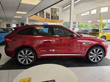 Jaguar F-PACE 3.0 V6 S SUV 5dr Petrol Auto AWD Euro 6 (s/s) (380 ps) 