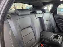 Jaguar F-PACE 3.0 V6 S SUV 5dr Petrol Auto AWD Euro 6 (s/s) (380 ps) 