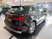 Audi Q5 2.0 TDI 40 Sport SUV 5dr Diesel S Tronic quattro Euro 6 (s/s) (190 ps) 