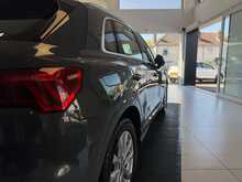 Audi Q3 2.0 TFSI 40 Sport SUV 5dr Petrol S Tronic quattro Euro 6 (s/s) (190 ps) 