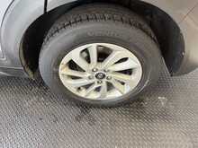 Hyundai TUCSON 1.7 CRDi Blue Drive SE Nav SUV 5dr Diesel DCT Euro 6 (s/s) (141 ps) 