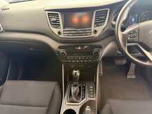 Hyundai TUCSON 1.7 CRDi Blue Drive SE Nav SUV 5dr Diesel DCT Euro 6 (s/s) (141 ps) 