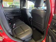Mitsubishi Outlander 2.4h TwinMotor 13.8kWh 4hs SUV 5dr Petrol Plug-in Hybrid CVT 4WD Euro 6 (s/s) (209 ps) 