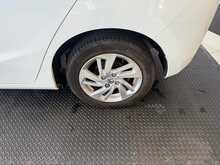 Honda Jazz i-VTEC SE Navi Hatchback 1.3 Manual Petrol 