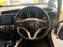 Honda Jazz i-VTEC SE Navi Hatchback 1.3 Manual Petrol 